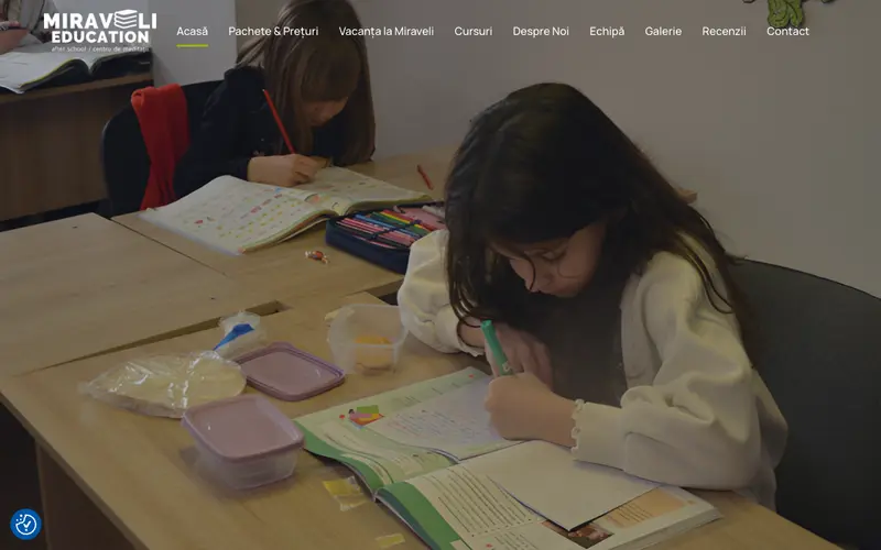 Pagina principală a site-ului Centrul Miraveli Education
